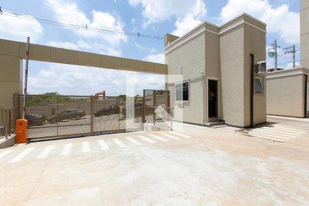 Apartamento para alugar com 43m², 2 quartos e sem vaga Apartamento para alugar com 43m², 2 quartos e sem vagaEntrada do Condomínio