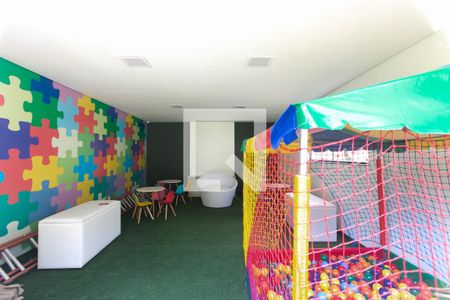 Apartamento para alugar com 43m², 2 quartos e sem vaga Apartamento para alugar com 43m², 2 quartos e sem vagaÁrea Comum - Playground