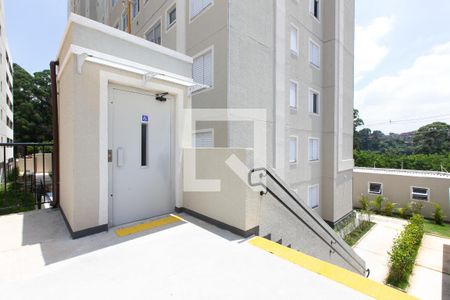 Apartamento para alugar com 43m², 2 quartos e sem vaga Apartamento para alugar com 43m², 2 quartos e sem vagaElevador Externo