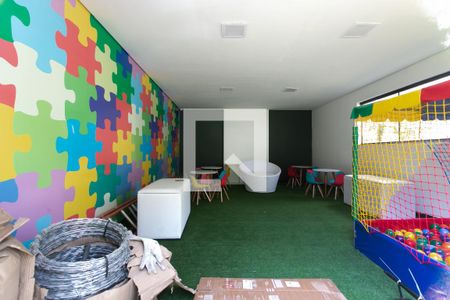 Apartamento para alugar com 43m², 2 quartos e sem vaga Apartamento para alugar com 43m², 2 quartos e sem vagaÁrea Comum - Playground