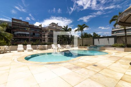 Apartamento para alugar com 73m², 2 quartos e 2 vagas Apartamento para alugar com 73m², 2 quartos e 2 vagasÁrea comum - Piscina