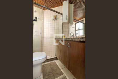 Apartamento para alugar com 73m², 2 quartos e 2 vagas Apartamento para alugar com 73m², 2 quartos e 2 vagasBanheiro da Suíte