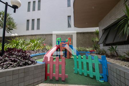 Apartamento para alugar com 73m², 2 quartos e 2 vagas Apartamento para alugar com 73m², 2 quartos e 2 vagasÁrea comum - Parquinho