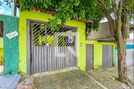 Casa para alugar com 70m², 3 quartos e 1 vagaFachada