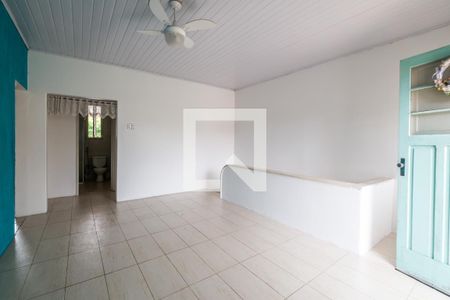 Sala de casa à venda com 4 quartos, 182m² em Medianeira, Porto Alegre