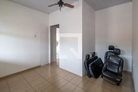 Quarto 1 de casa à venda com 4 quartos, 182m² em Medianeira, Porto Alegre