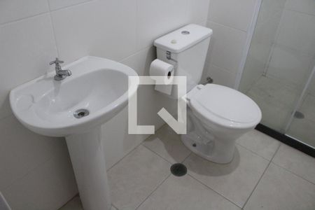 Apartamento para alugar com 34m², 2 quartos e sem vagaBanheiro