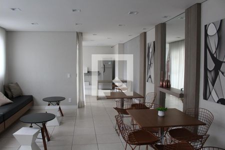 Apartamento para alugar com 34m², 2 quartos e sem vagaÁrea comum - Salão de festas