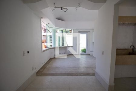 Casa à venda com 380m², 6 quartos e 6 vagas Casa à venda com 380m², 6 quartos e 6 vagasSuíte 5