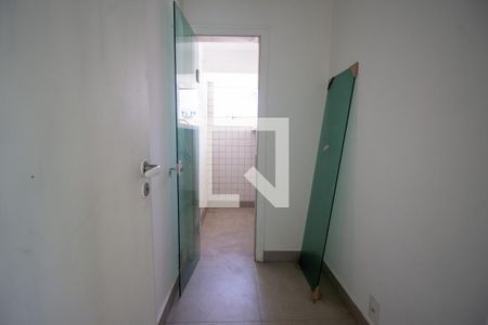 Casa à venda com 380m², 6 quartos e 6 vagas Casa à venda com 380m², 6 quartos e 6 vagasCloset da Suíte 6