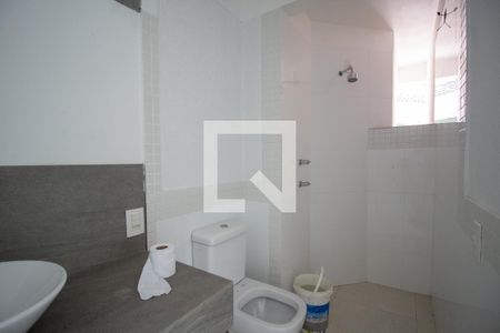 Casa à venda com 380m², 6 quartos e 6 vagas Casa à venda com 380m², 6 quartos e 6 vagasBanheiro da Suíte 2