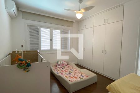 Casa de condomínio para alugar com 450m², 3 quartos e 4 vagasSuíte 2