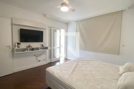 Casa de condomínio para alugar com 450m², 3 quartos e 4 vagasSuíte 1