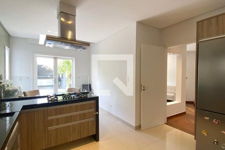 Casa de condomínio para alugar com 450m², 3 quartos e 4 vagasCozinha