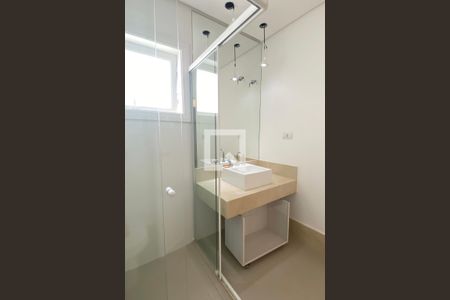 Casa de condomínio para alugar com 450m², 3 quartos e 4 vagasBanheiro da Suíte 3