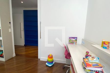 Casa de condomínio para alugar com 450m², 3 quartos e 4 vagasBrinquedoteca