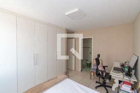 Suite de apartamento à venda com 3 quartos, 96m² em Bosque, Campinas