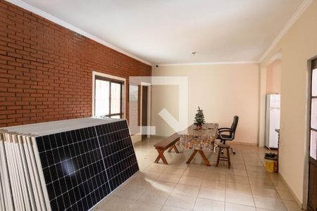 Sala de casa para alugar com 3 quartos, 120m² em Centro, Ribeirão Preto