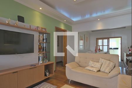 Sala de casa à venda com 5 quartos, 153m² em Vila Industrial, Campinas