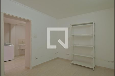 Casa à venda com 153m², 5 quartos e 2 vagasQuarto 3 (andar inferior)