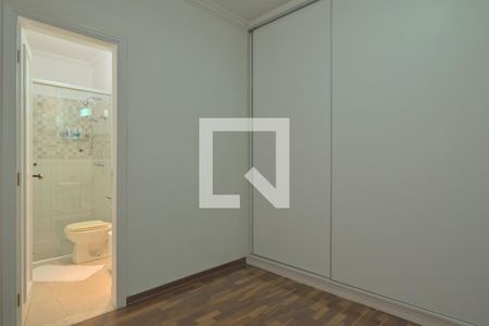 Casa à venda com 153m², 5 quartos e 2 vagasSuíte