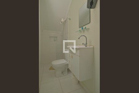 Casa à venda com 153m², 5 quartos e 2 vagasBanheiro (andar inferior)