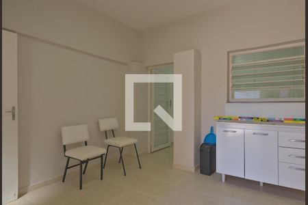 Casa à venda com 153m², 5 quartos e 2 vagasQuintal