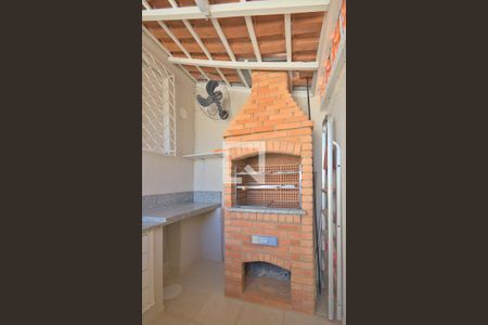 Casa à venda com 153m², 5 quartos e 2 vagasQuintal