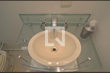 Casa à venda com 153m², 5 quartos e 2 vagasBanheiro da Suíte