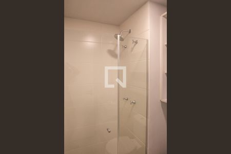 Banheiro de kitnet/studio à venda com 1 quarto, 29m² em Perdizes, São Paulo