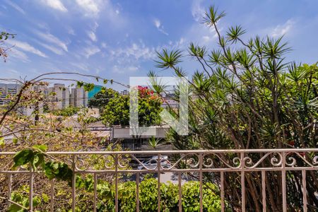 Casa à venda com 400m², 4 quartos e 3 vagasVista da varanda