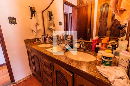 Casa à venda com 400m², 4 quartos e 3 vagasDetalhe do Banheiro da Suite