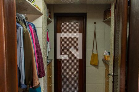 Casa para alugar com 330m², 5 quartos e 8 vagasCloset - Suíte 1