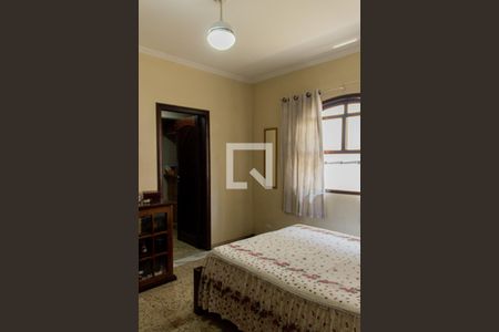 Casa para alugar com 330m², 5 quartos e 8 vagasSuíte 1