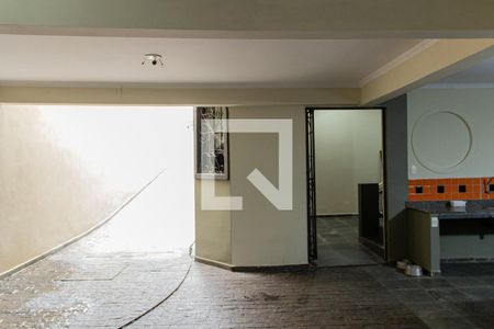 Casa para alugar com 330m², 5 quartos e 8 vagasGaragem