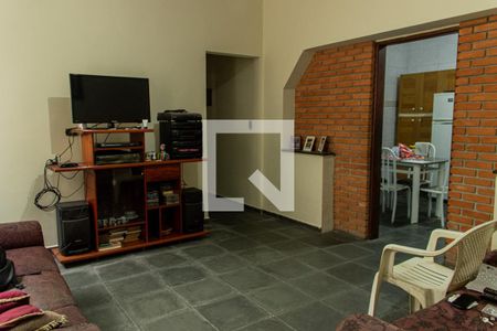 Casa para alugar com 330m², 5 quartos e 8 vagasSala 2