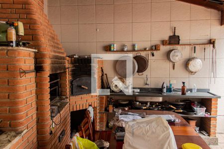 Casa para alugar com 330m², 5 quartos e 8 vagasChurrasqueira