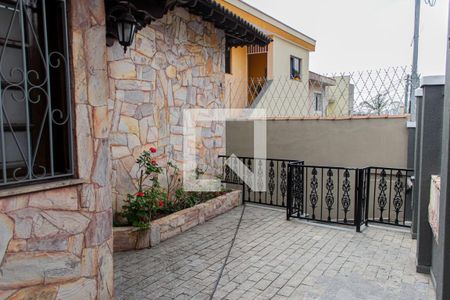 Casa para alugar com 330m², 5 quartos e 8 vagasFachada