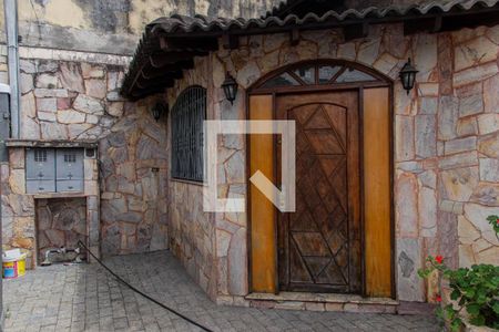 Casa para alugar com 330m², 5 quartos e 8 vagasFachada