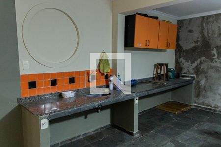 Casa para alugar com 330m², 5 quartos e 8 vagasGaragem