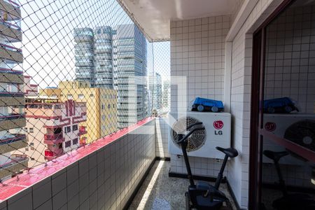 Varanda de apartamento para alugar com 4 quartos, 287m² em Tupi, Praia Grande