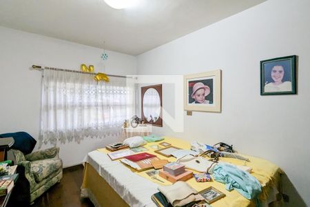 Casa à venda com 800m², 7 quartos e 6 vagas Casa à venda com 800m², 7 quartos e 6 vagasQuarto 2