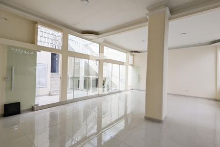 Casa à venda com 800m², 7 quartos e 6 vagas Casa à venda com 800m², 7 quartos e 6 vagasSalão 1