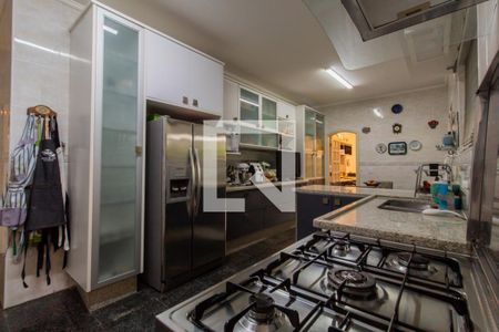 Casa à venda com 520m², 4 quartos e 2 vagasCozinha