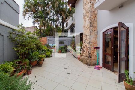 Casa à venda com 520m², 4 quartos e 2 vagasQuintal