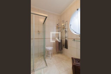 Casa à venda com 520m², 4 quartos e 2 vagasBanheiro da Suíte