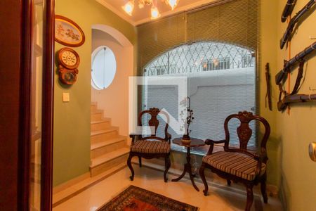 Casa à venda com 520m², 4 quartos e 2 vagasHall