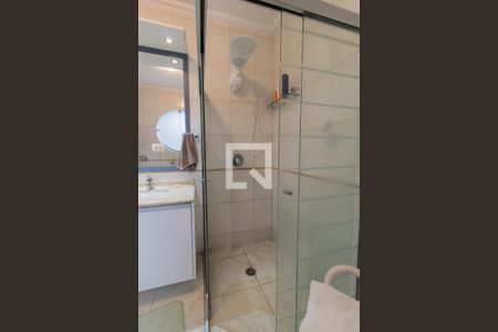 Casa à venda com 520m², 4 quartos e 2 vagasBanheiro da Suíte