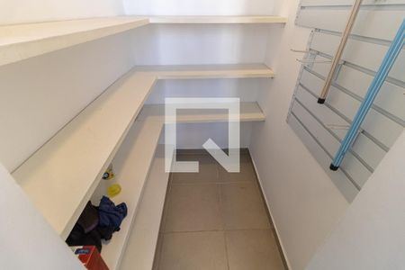 Apartamento à venda com 75m², 2 quartos e sem vagaDispensa