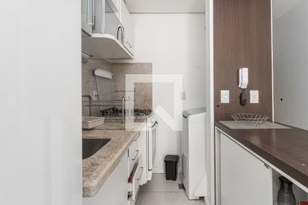 Cozinha de kitnet/studio para alugar com 1 quarto, 30m² em Rio Branco, Porto Alegre